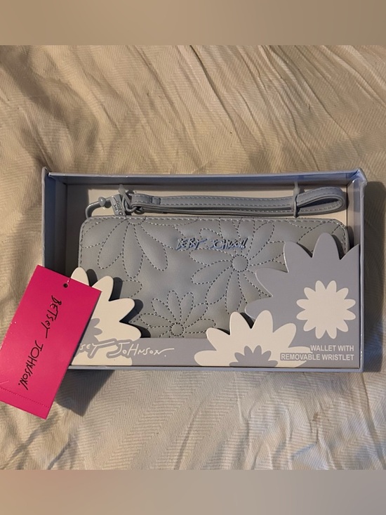 Betsey Johnson Handbags - BETSEY JOHNSON Light Blue Quilted Flower Zip Around Wallet With Wristlet NWTS